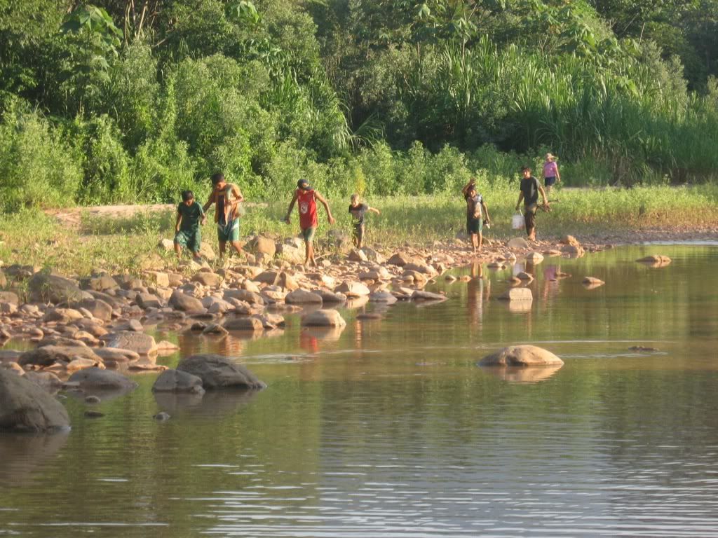 internado students' fishing trip