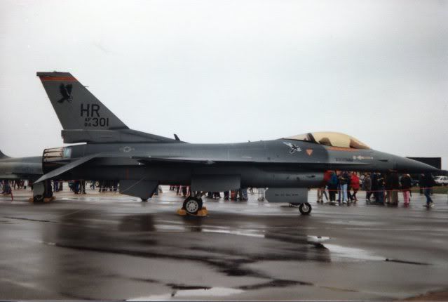 F-16C84-1301004.jpg