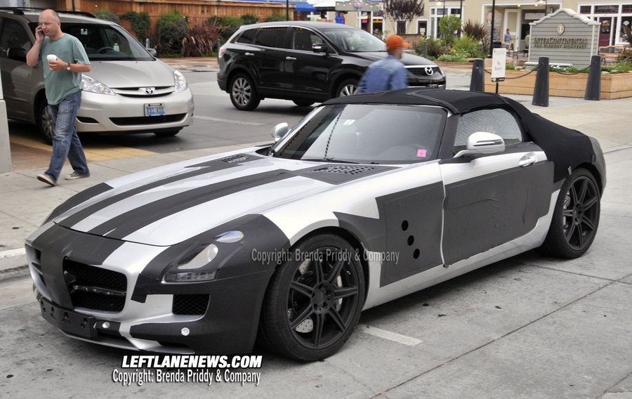 MercedesSLSAMGConvertible01.jpg