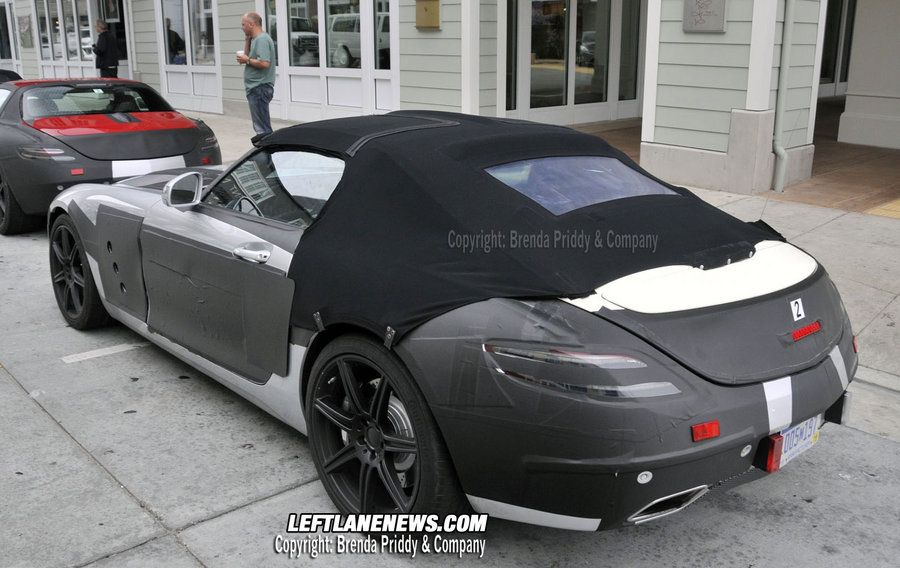 MercedesSLSAMGConvertible03.jpg