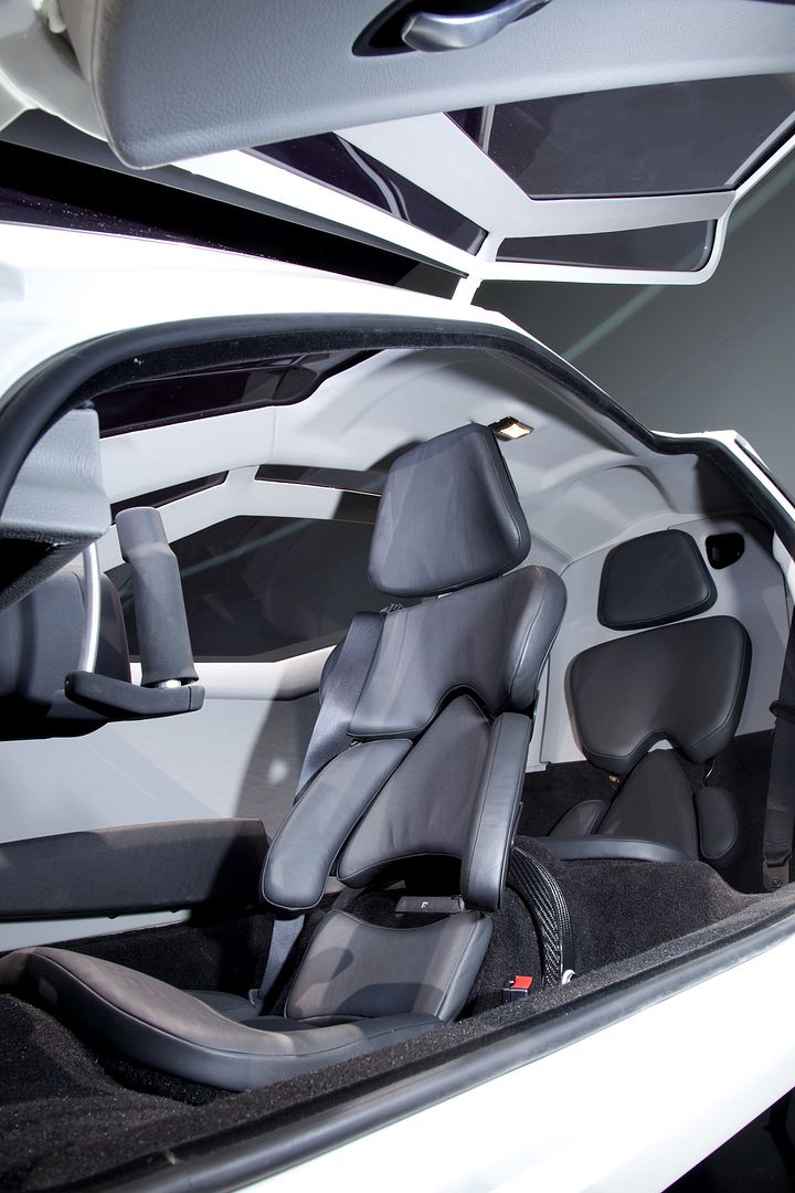 bmwsimpleconcept004.jpg