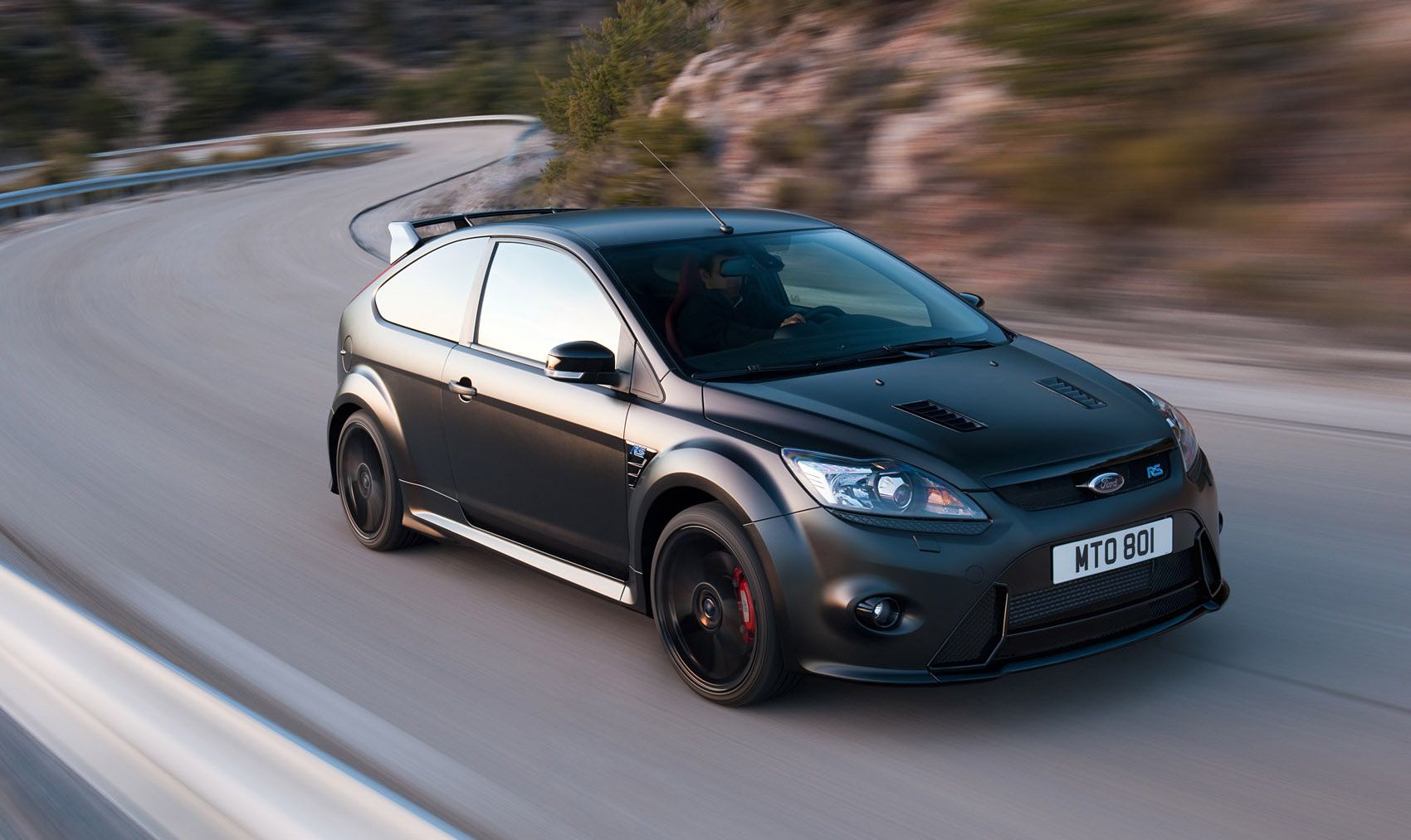 Ford_Focus_RS500_06_big.jpg