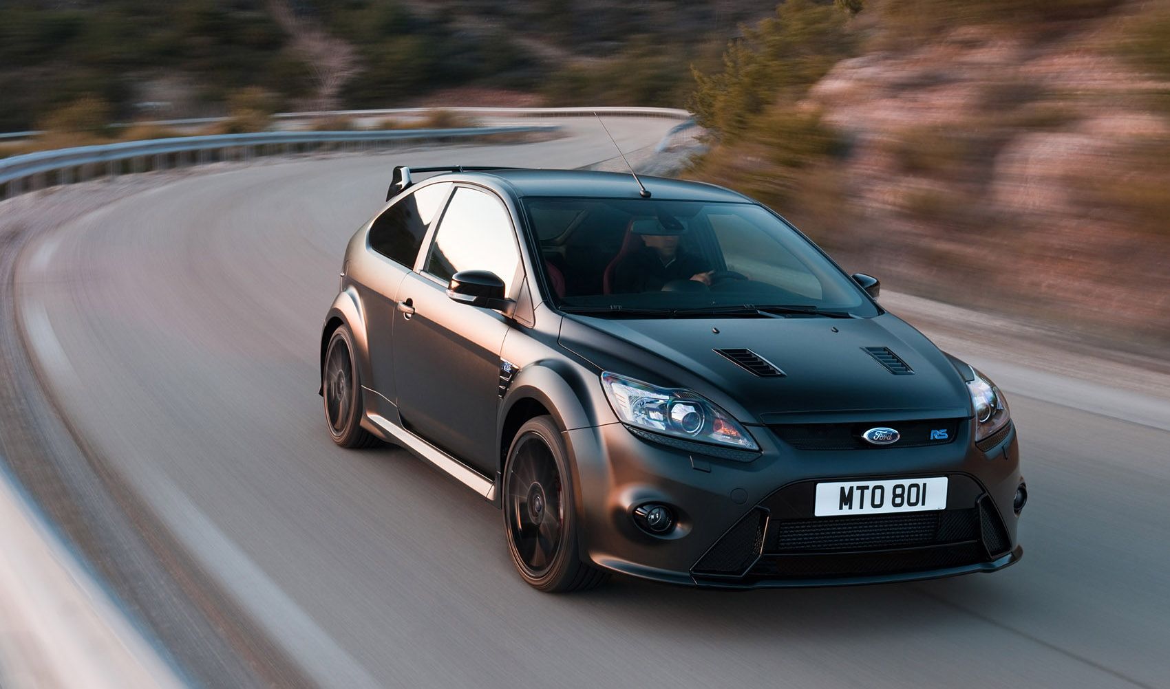 Ford_Focus_RS500_07_big.jpg