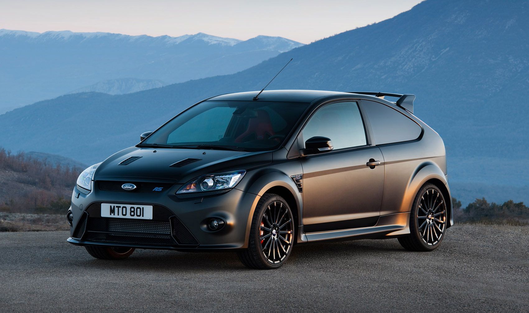 Ford_Focus_RS500_10_big.jpg