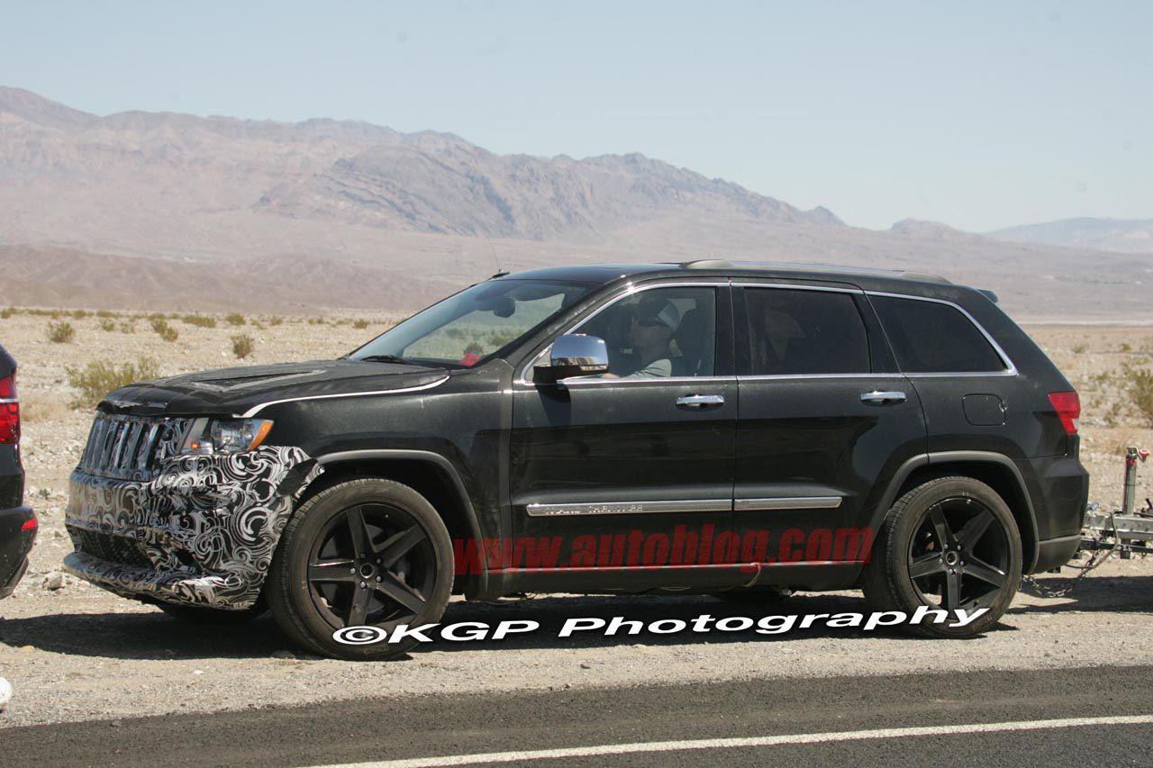 000-spy-shots-jeep-grand-cherokee-srt8.jpg