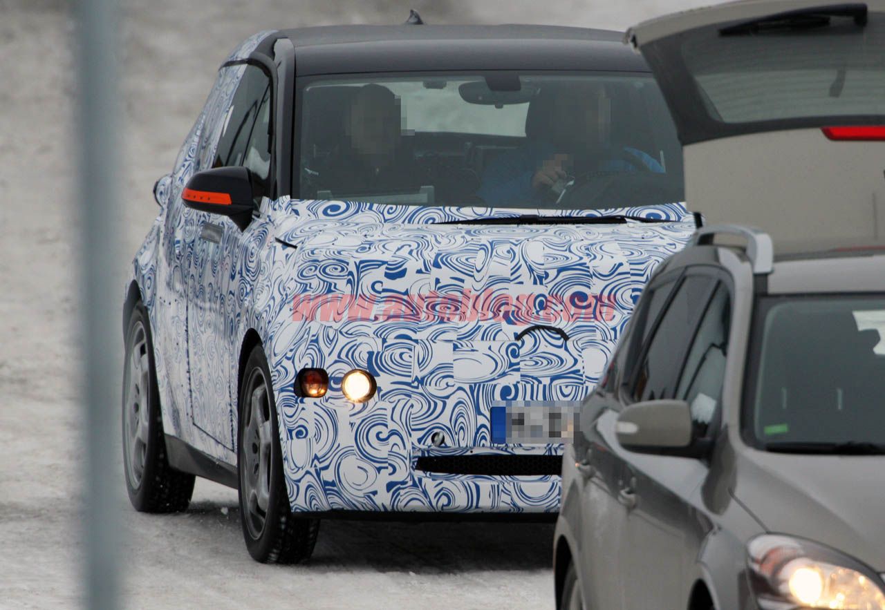 08-bmw-i3-spy-cp-mar.jpg