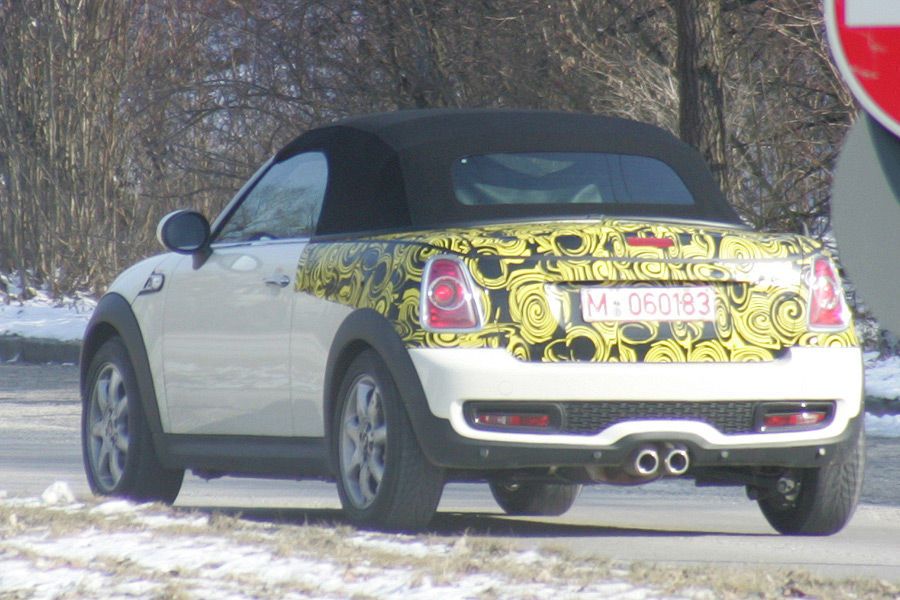 Erlk_nig-Mini-Roadster-f900x600-F4F4F2-C-7e9c9bae-458892.jpg