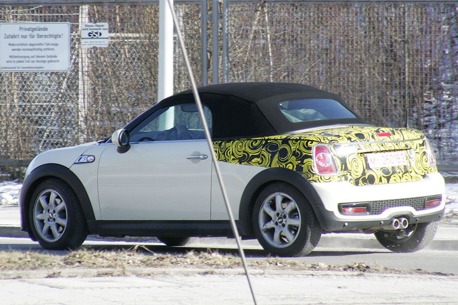 Erlk_nig-Mini-Roadster-f900x600-F4F4F2-C-a6817943-458897.jpg