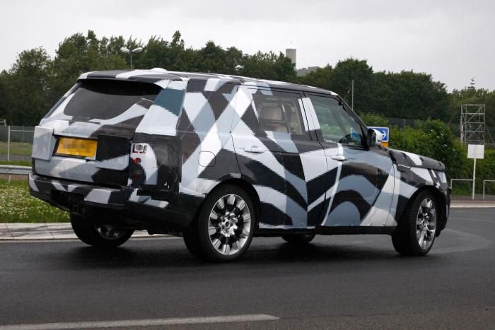 range-rover-lwb-rear.jpg