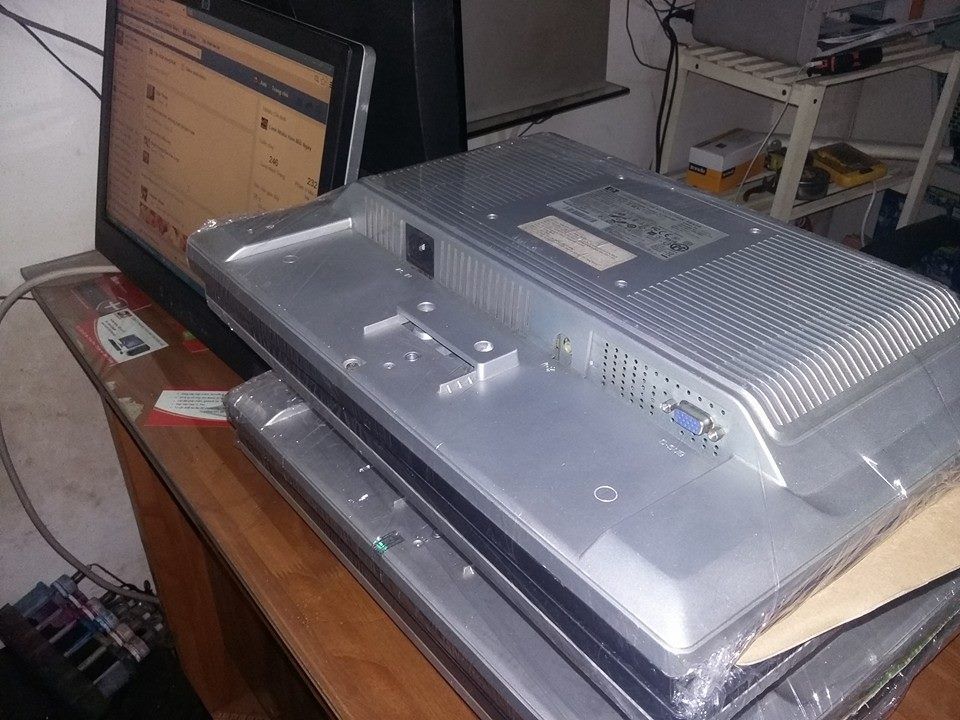 10 con lcd dell 17 chân v hàng chính hãng dell. Giá cực tốt - 5