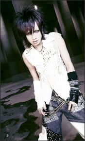 http://i270.photobucket.com/albums/jj120/Luminarix/Visual%20Kei/member01.jpg http://i270.photobucket.com/albums/jj120/Luminarix/Visual%20Kei/member01.jpg