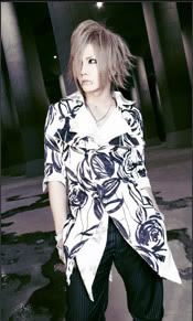 http://i270.photobucket.com/albums/jj120/Luminarix/Visual%20Kei/member02.jpg http://i270.photobucket.com/albums/jj120/Luminarix/Visual%20Kei/member02.jpg