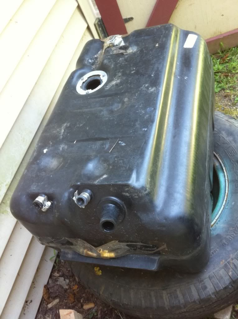 6772 K5 Blazer poly gas tank Pirate 4x4