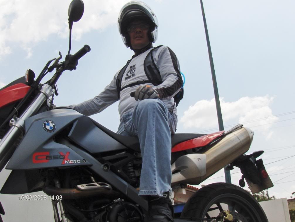 motosafricaygx003.jpg