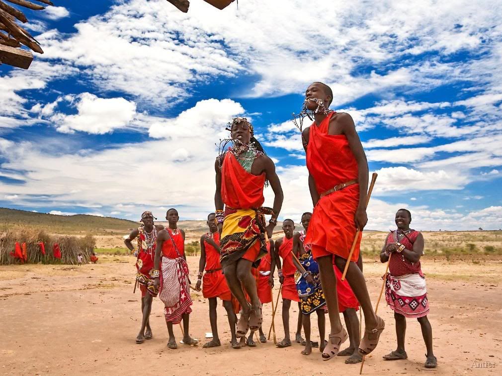 http://i270.photobucket.com/albums/jj93/banduma/wikimediaWallpaper/MaasaiWarriorsDancingMaasaiMaraNati.jpg