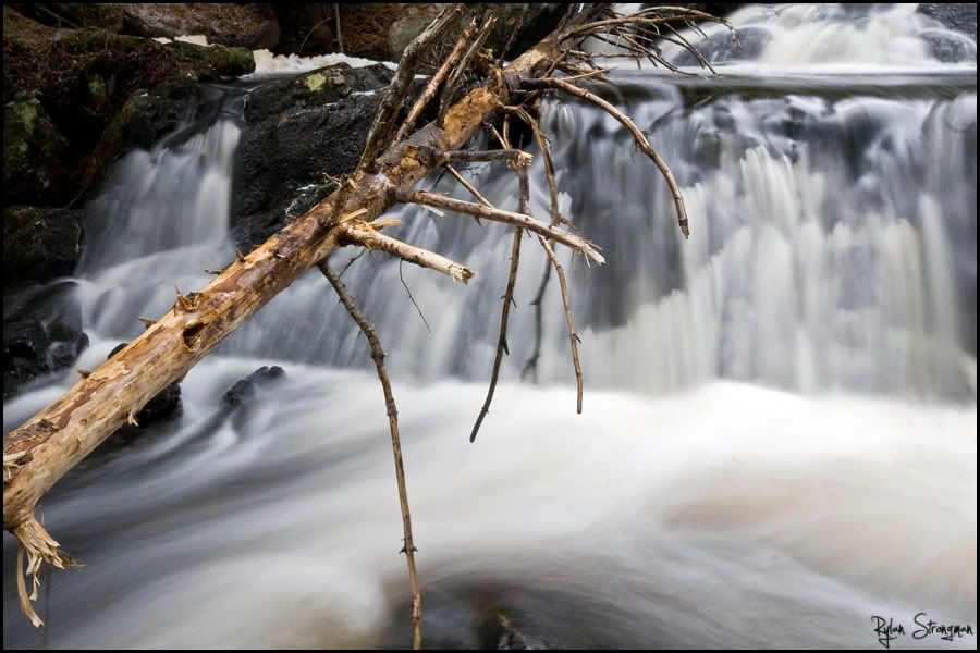 IMAGE: http://i270.photobucket.com/albums/jj95/rs-photography/Water6.jpg