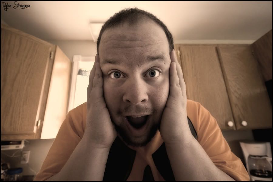 IMAGE: http://i270.photobucket.com/albums/jj95/rs-photography/meomg.jpg