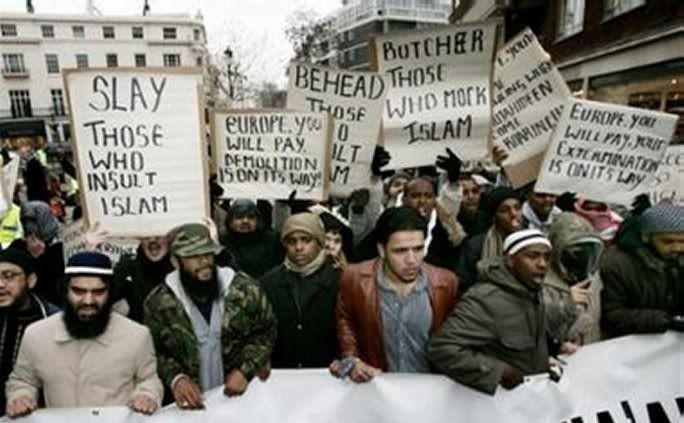 muslims photo: Muslims british-muslim-protest4.jpg