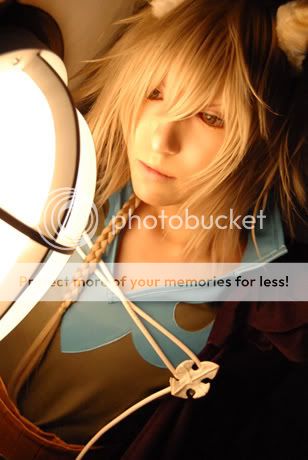 http://i270.photobucket.com/albums/jj90/kirawinter/Cosplayers/Haiji/jkhjk.jpg