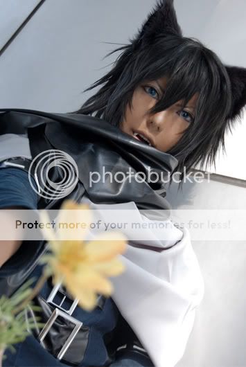 http://i270.photobucket.com/albums/jj90/kirawinter/Cosplayers/Haiji/uiuik.jpg