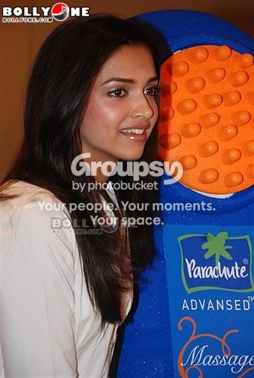 Deepika_Padukone_a_BOLLYONECOM_7.jpg