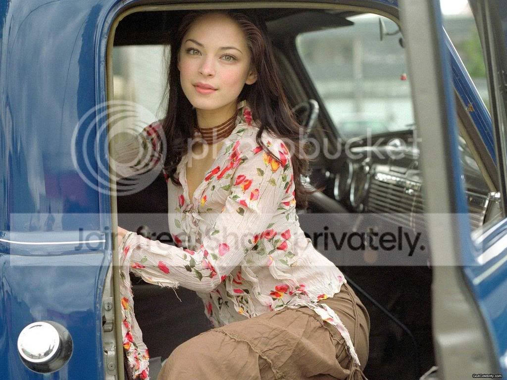 go4-Kristin-Kreuk-059.jpg
